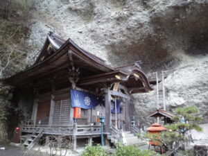 45番 岩屋寺の本堂
