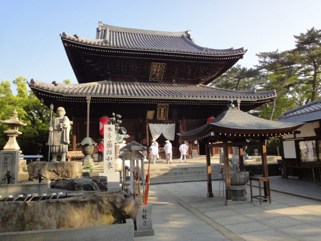 Main hall of Temple No. 75 Zentsūji
