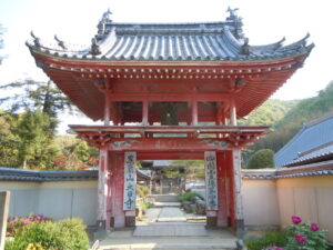 4番 大日寺の山門