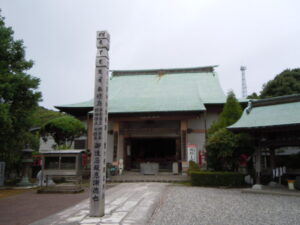 34番 種間寺の境内