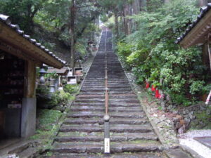 36番 青龍寺の境内に続く石段