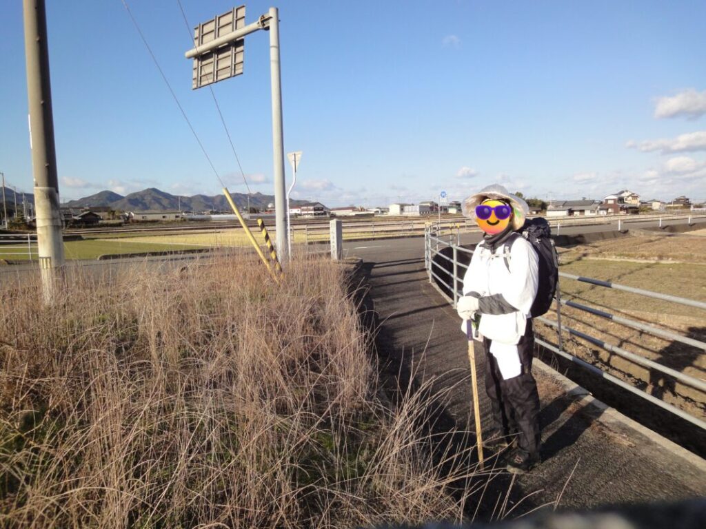 Walking through farmland toward Yokomineji Temple