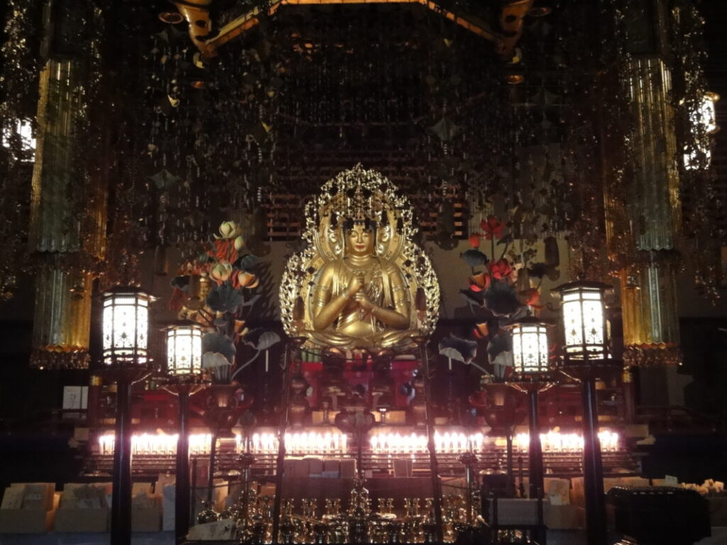 Statue of Dainichi Nyorai at Koonji Temple