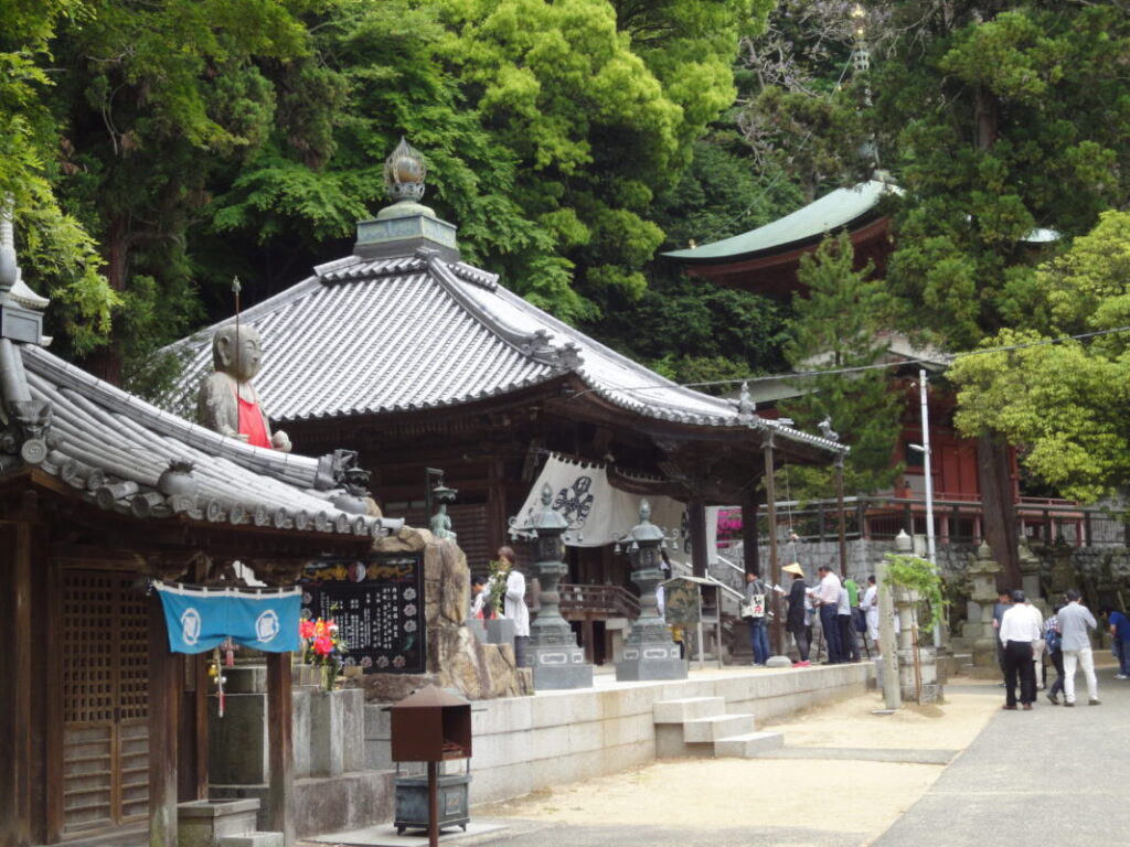 The Daishi Hall of Yaguriji Temple.